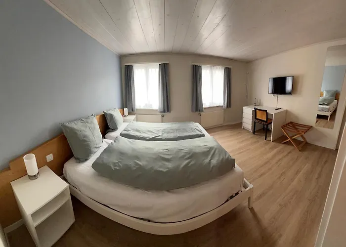 Zum Schweizerhaus Hotel